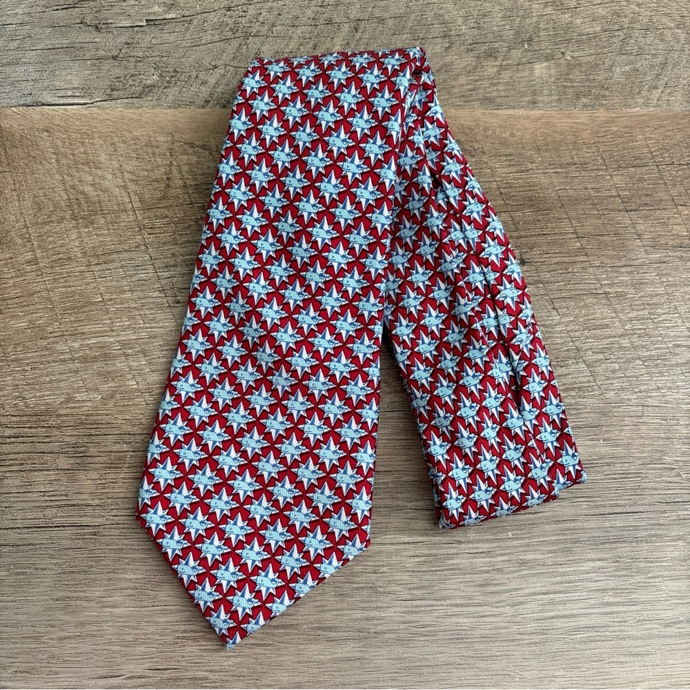 Vineyard Vines Red/White/Blue Whale Themed Silk Tie